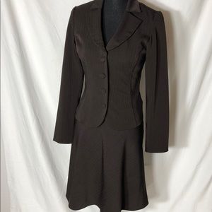 I.N. San Francisco Skirt Set. Brown. Sz 5